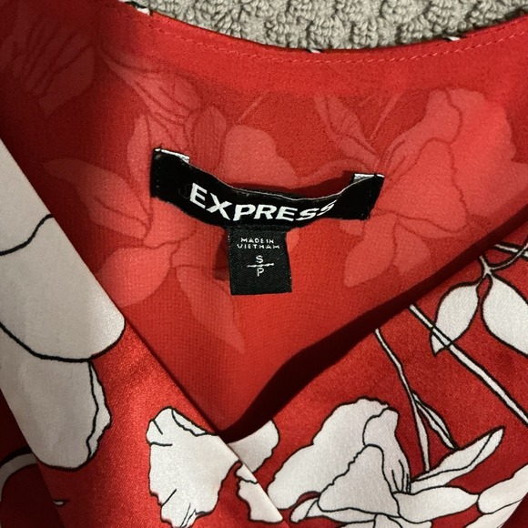 Express Women's LOT (1) Floral Thong Bodysuit & (1) Halter Coral Blouse Sz Small - Picture 4 of 16